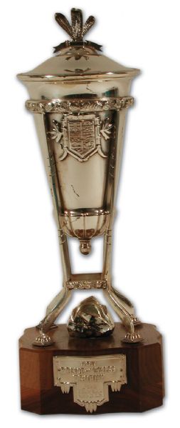 1976-77 Montreal Canadiens Prince of Wales Trophy Presented to Jean Beliveau (13")