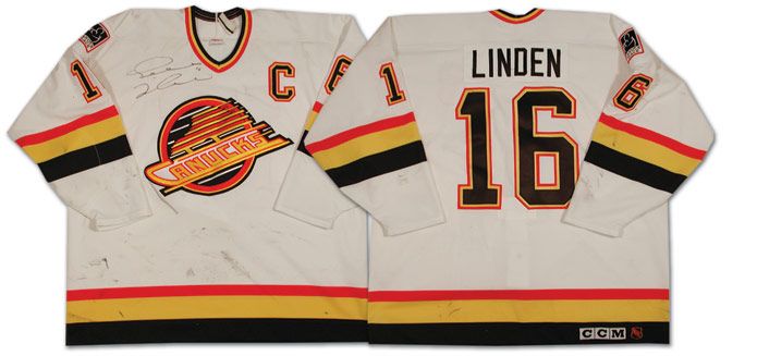 SIGNED VANCOUVER CANUCK TREVOR LINDEN JERSEY - Able Auctions