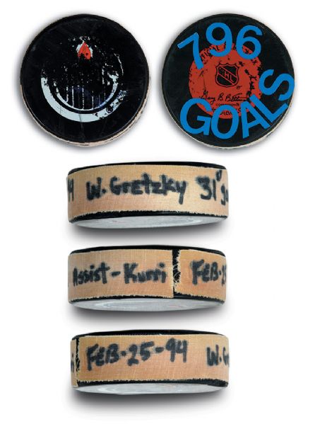 1994 Wayne Gretzky 796th NHL Goal Puck