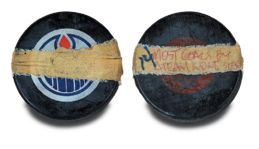 Edmonton Oilers 1982-83 Scoring Record Milestone Goal Puck - Gretzky Assist!