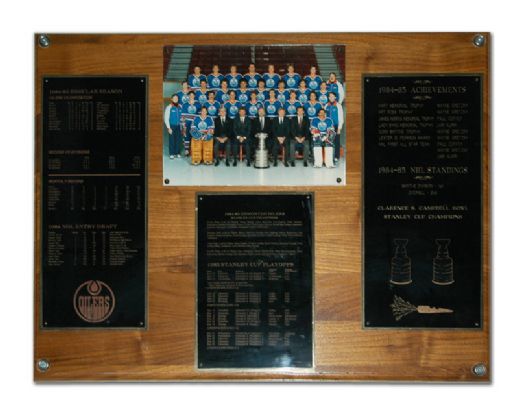 1984-85 Edmonton Oilers Team Photo Plaque From Locker Room
