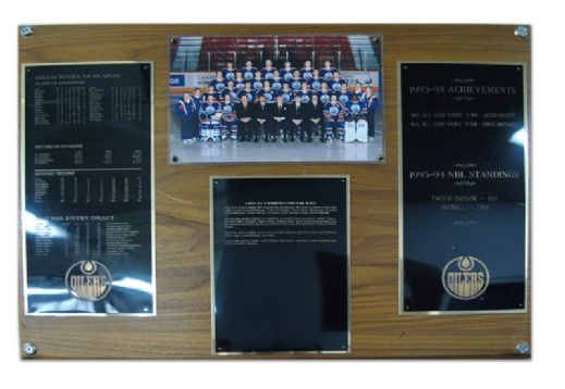 1993-94 Edmonton Oilers Team Photo Plaque From Locker Room