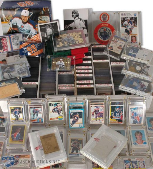 Massive Wayne Gretzky Hockey Card Collection, Including Two Rookie Cards