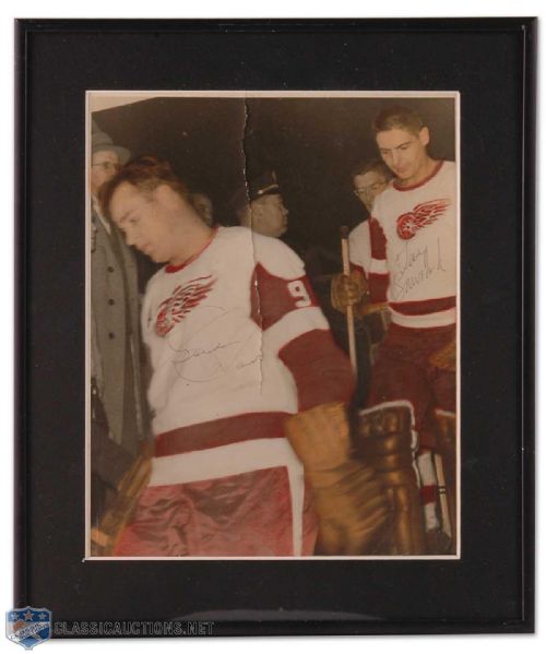 Framed Autographed Terry Sawchuk and Gordie Howe Vintage Photo