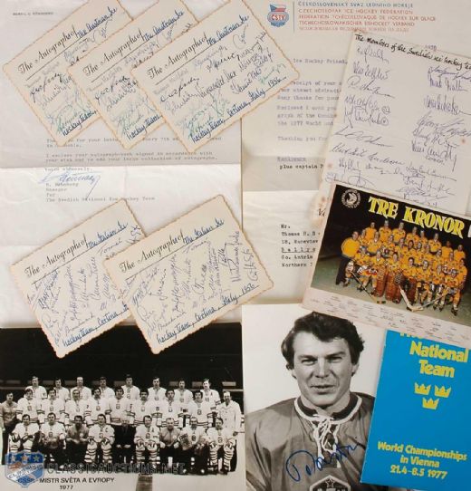 1950s 1970s International Hockey Autograph Collection
