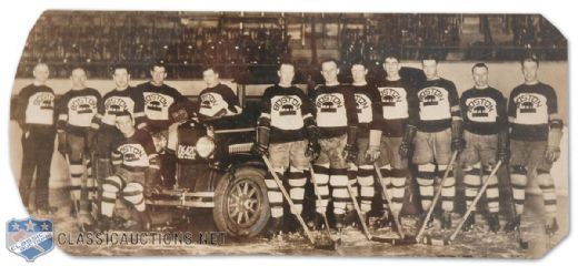 1929-30 Boston Bruins Panoramic Team Photograph (4" x 9")