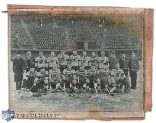 1934 St. Louis Eagles Team Photograph