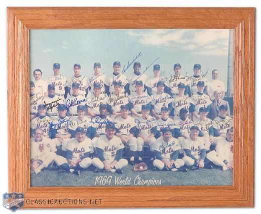1969 World Series Champion New York Mets Framed Team Autographed Photo