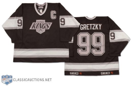 Wayne Gretzky Autographed Los Angeles Kings Jersey