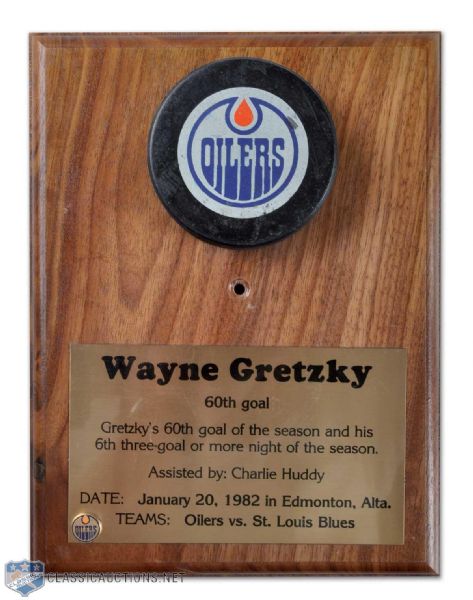 1981-83 Wayne Gretzky Edmonton Oilers 60th Goal Milestone Puck