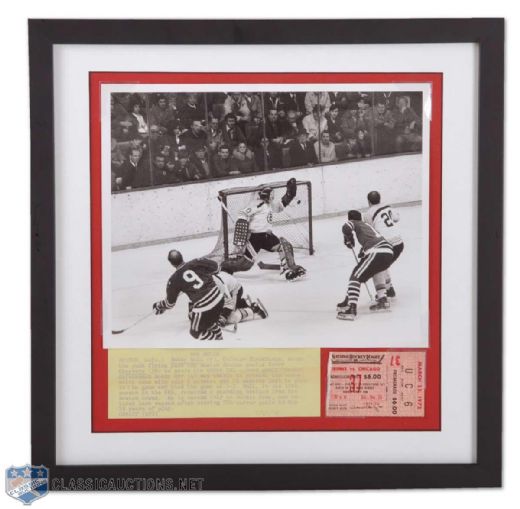 Bobby Hulls 600th Goal Photo & Ticket Framed Montage (14 1/2" Square)