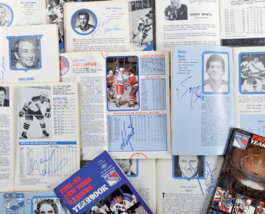 New York Rangers Signed Media Guide Collection of 22 Featuring Giacomin, Gilbert, Park, Ratelle, Esposito, Brooks, Dionne, Leetch & Gartner