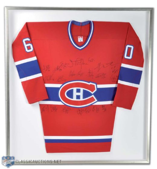 2002-03 Montreal Canadiens Framed Team Signed Jersey by 19 (43" x 40")