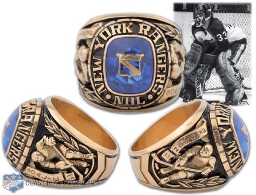1976-77 Gilles Gratton New York Rangers Gold Team Ring