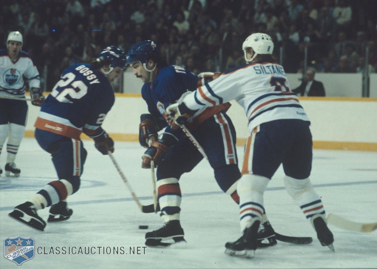 New York Islanders 25th Anniversary 1996-1997 Mike Bossy Opening Night  Ticket