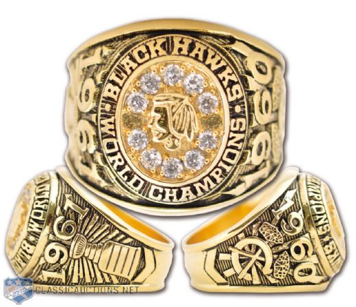 Chicago Black Hawks 1961 Stanley Cup Championship Replica Ring