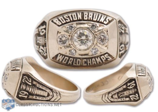 Wayne Cashmans 1972 Boston Bruins Stanley Cup Championship 10K Gold and Diamond Ladies Ring