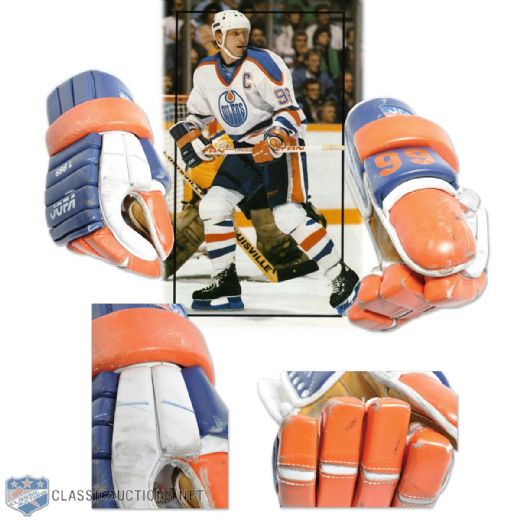 Wayne Gretzkys 1986-87 Signed Edmonton Oilers Game-Worn Jofa Gloves - Photo-Matched!