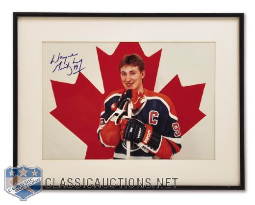 Wayne Gretzky Mid-1980s Edmonton Oilers Signed Hockey Card Photo Shoot Framed Photo <br>(13 1/4" x 17 1/4")