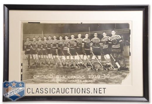 Chicago Black Hawks 1929-30 Framed Panoramic Team Photo, Featuring Chuck Gardiner (16 3/4" x 25")
