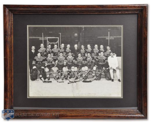 Chicago Black Hawks 1933-34 Stanley Cup Champions Framed Team Photo (16" x 20")