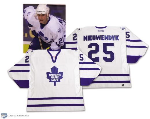 Joe Nieuwendyks 2003-04 Toronto Maple Leafs Game-Worn Jersey with LOA - Photo-Matched!