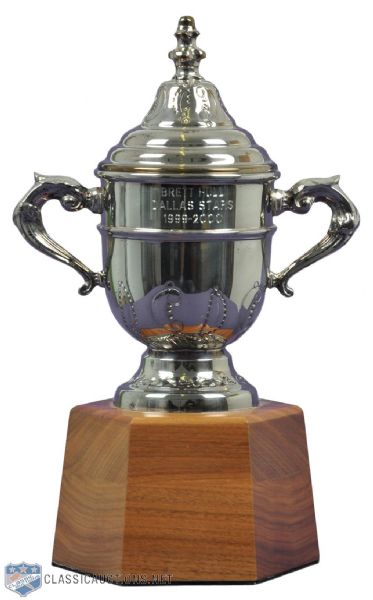 Brett Hulls 1999-2000 Dallas Stars Clarence Campbell Bowl Championship Trophy (10 3/4") 