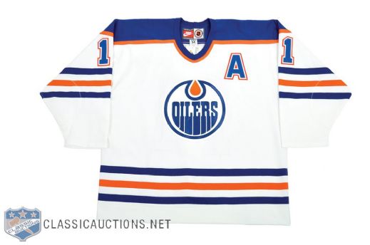 Mark Messier Signed Edmonton Oilers Alternate Captains Jersey 