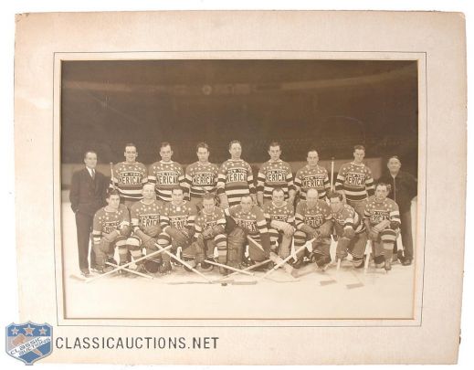 New York Americans 1935 Team Photo (13" x 16")