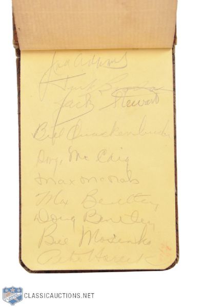 Late-1940s Autograph Booklet by 80+ with 17 HOFers (12 Deceased)