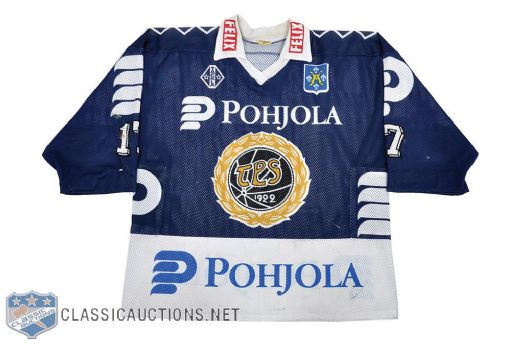 Mal Davis Late-1980s TPS Turku Game-Worn Jersey