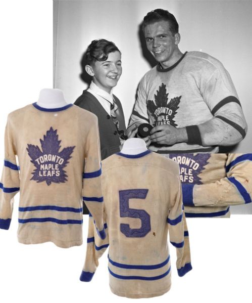 Bill Barilkos 1950-51 Toronto Maple Leafs Game-Worn Wool Jersey - Team Repairs! <br>- Photo-Matched!