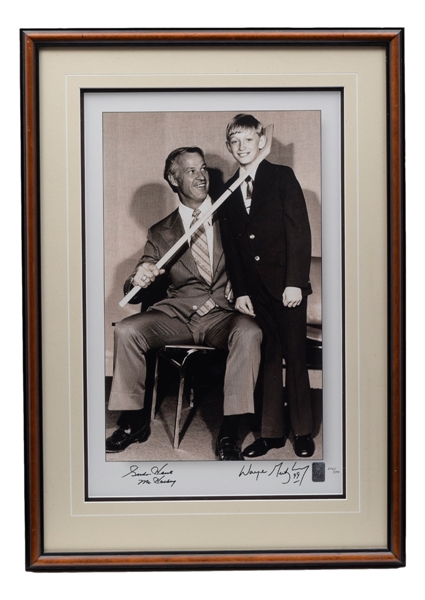 Wayne Gretzky and Gordie Howe Dual-Signed "The Hook" Limited-Edition Framed Photo #202/299 with WGA COA (21 ¾” x 30 ¾”) 
