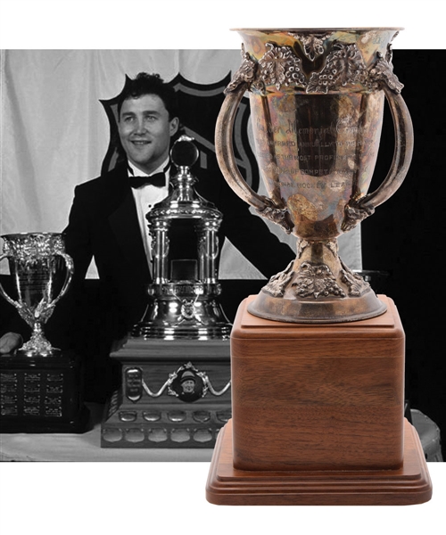 Ed Belfours 1990-91 Chicago Black Hawks Calder Memorial Trophy (13")