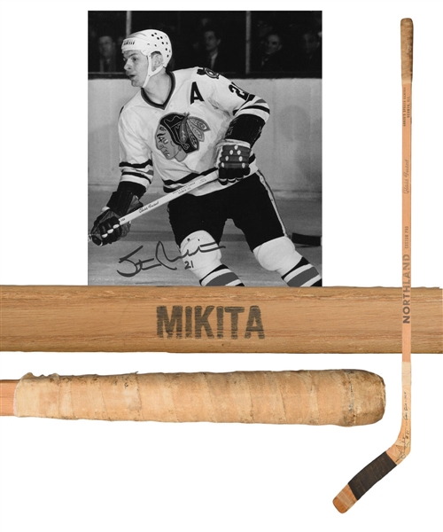 Stan Mikitas 1960s Chicago Black Hawks Signed Northland "Banana Hook" Game-Used Stick