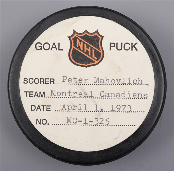 Peter Mahovlichs Montreal Canadiens April 1st 1973 Goal Puck from the NHL Goal Puck Program - 20th Goal of Season / Career Goal #108