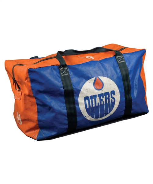 Wayne Gretzkys Mid-1980s Edmonton Oilers Equipment Bag