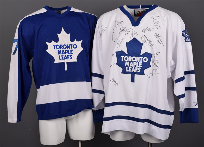 1998-99 Toronto Maple Leafs Team-Signed Jersey by 17 Plus Vintage Maple Leafs Doug Laurie Sports Jersey