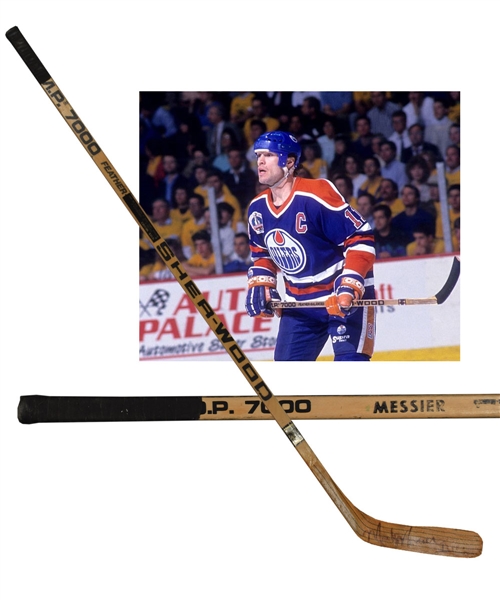 Mark Messiers 1989-90 Edmonton Oilers Signed Sher-Wood Game-Used Stick