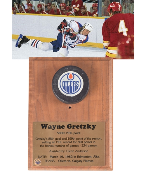 Wayne Gretzkys 1981-82 Edmonton Oilers 500th NHL Career Point Milestone Puck (88th Goal of Season / 199th Point of Season) with Team LOA