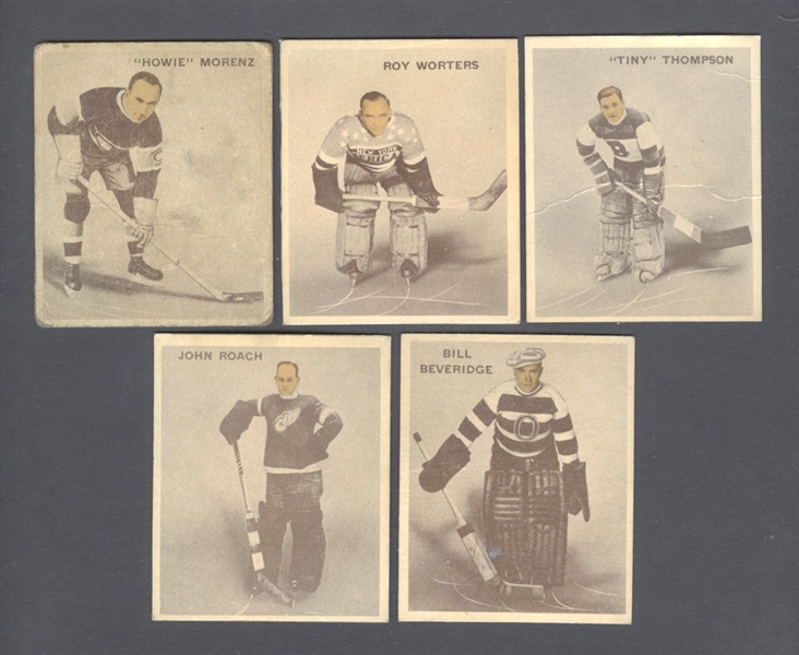 1933-34 World Wide Gum Ice Kings V357 Hockey Card Collection of 26 Including Howie Morenz, Hooley Smith, Roy Worters RC and Tiny Thompson RC