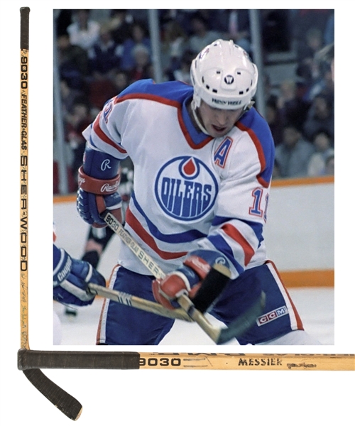 Mark Messiers 1985-86 Edmonton Oilers Team-Signed Sher-Wood 9030 Game-Used Stick including Gretzky, Messier, Kurri, Coffey, Lowe, Fuhr, Tikanen and Others