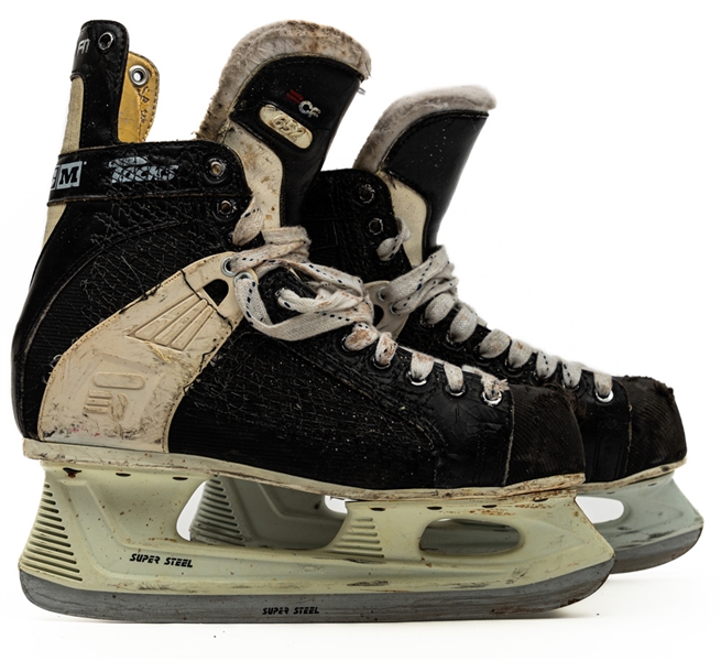 Kevin Stevens Early-to-Mid-1990s Pittsburgh Penguins Game-Used Skates with LOA