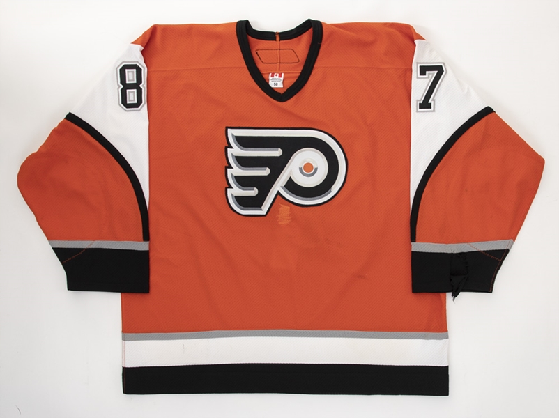 Donald Brashear’s 2005-06 Philadelphia Flyers Third Jersey with LOA – Customized Dual Fight Strap! – Photo-Matched! 