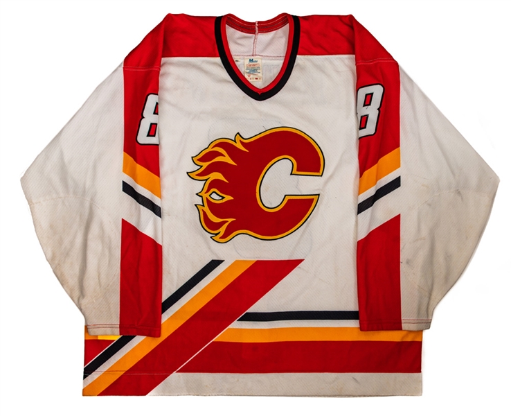 Trent Yawneys 1995-96 Calgary Flames Game-Worn Jersey with Team LOA