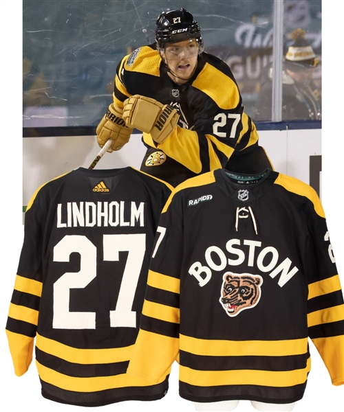 Hampus Lindholms 2022-23 Boston Bruins Winter Classic Style Game-Worn Jersey 