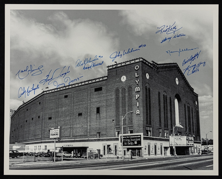Detroit Olympia Photo Signed by 12 Former Detroit Red Wings Players (16" x 20")