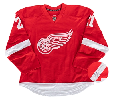 Tomas Tatars 2015-16 Detroit Red Wings NHL Media Tour Signed Event-Worn Jersey with NHL/Hockey Fights Cancer LOA 