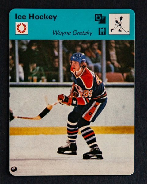 1977-79 Sportscaster Hockey Card #7710 - HOFer Wayne Gretzky Rookie