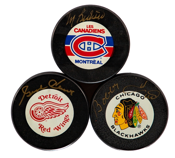 Deceased HOFers Gordie Howe, Bobby Hull and Rocket Richard Signed Puck Collection of 3 (Barry Meisel Collection)